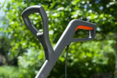 Θαμνοκοπτικό ηλεκτρικό Gardena smallcut 300 23.jpg 2